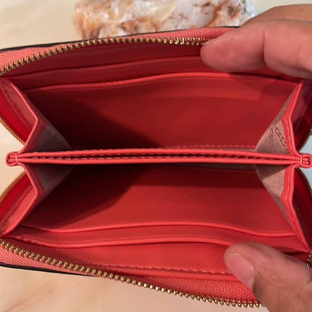 Michael Kors Coral Wallet - Picture 6 of 9